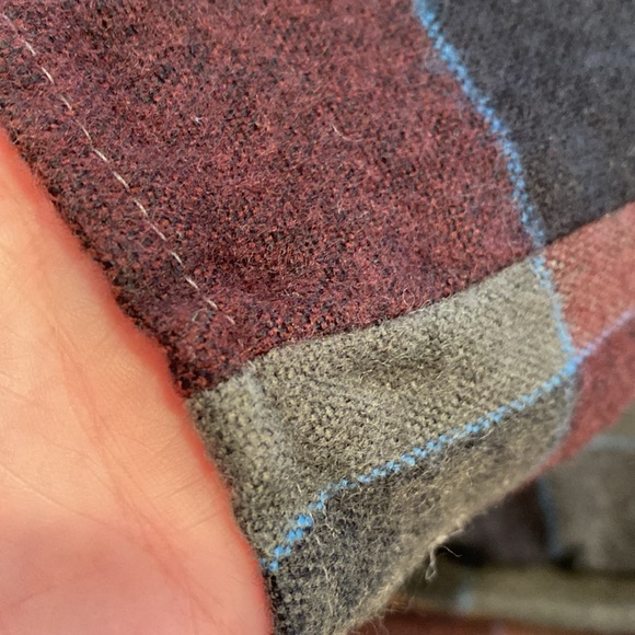 Northwest Territory Acrylic Plaid Button Up Shirt Large - Picture 16 of 17